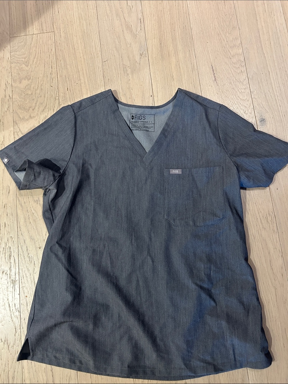 FIGS Caterina Scrub Top - Graphite